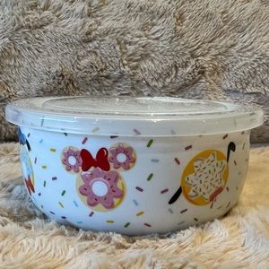 🍩Disney Donuts & Sprinkles design Ceramic Covered Bowl Large🍩